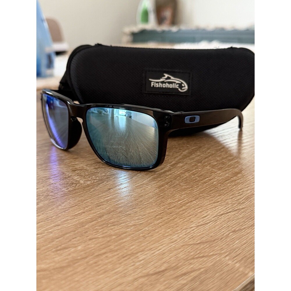 Oakley Holbrook 009102 C1 Sunglasses Matte Black Prizm Ice Blue & Case 57-18-137